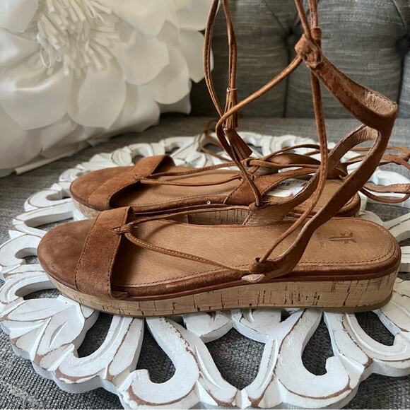 Frye Suede Leather Ankle Wrap Sandals Shoes Women’s 8 - Picture 2 of 9